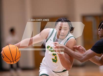 Thumbnail 3 in Greenforest vs Mountain View (Grayson New Year's Classic) photogallery.