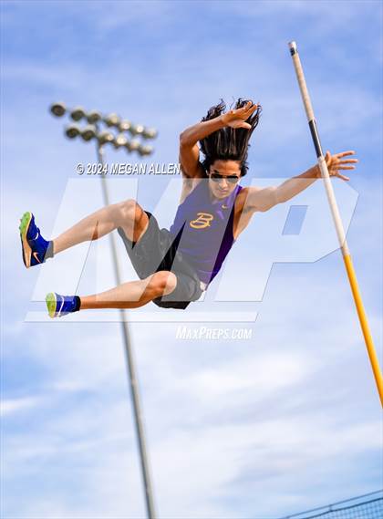 Thumbnail 1 in Bellbrook Invitational photogallery.