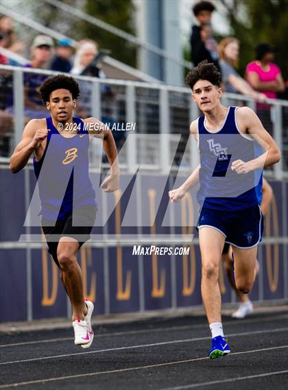 Thumbnail 3 in Bellbrook Invitational photogallery.