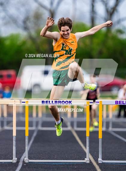 Thumbnail 3 in Bellbrook Invitational photogallery.