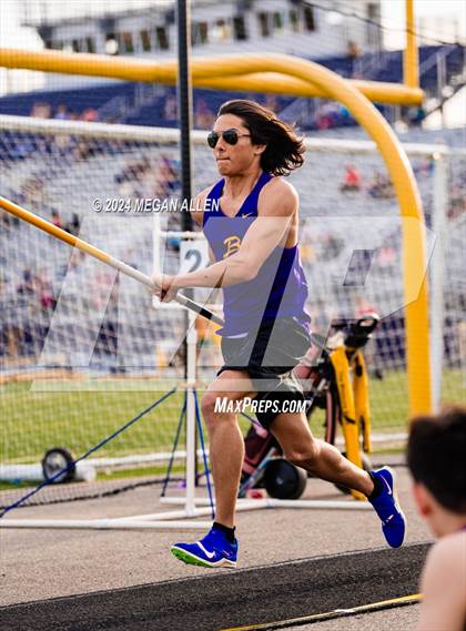 Thumbnail 2 in Bellbrook Invitational photogallery.