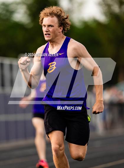 Thumbnail 2 in Bellbrook Invitational photogallery.