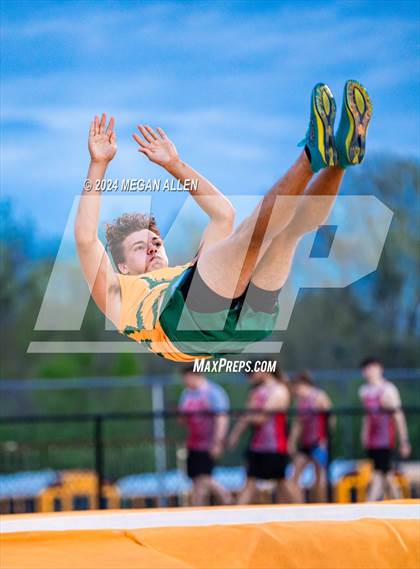 Thumbnail 1 in Bellbrook Invitational photogallery.
