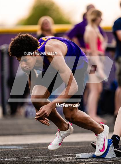 Thumbnail 2 in Bellbrook Invitational photogallery.