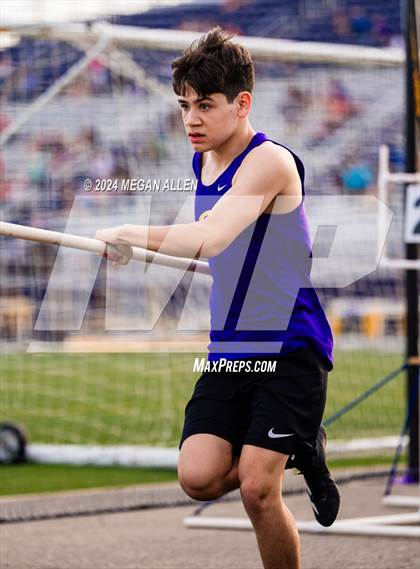 Thumbnail 1 in Bellbrook Invitational photogallery.