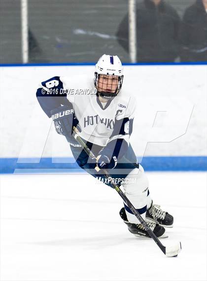 Thumbnail 3 in Hotchkiss School vs. Salisbury School (Flood-Marr Tournament) photogallery.