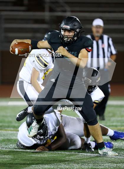 Thumbnail 3 in Fairmont Prep vs. Firebaugh photogallery.