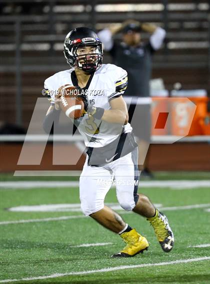Thumbnail 1 in Fairmont Prep vs. Firebaugh photogallery.
