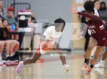 Thumbnail 2 in Harvest Prep vs. Worthington Christian (OHSAA D3 District Final) photogallery.