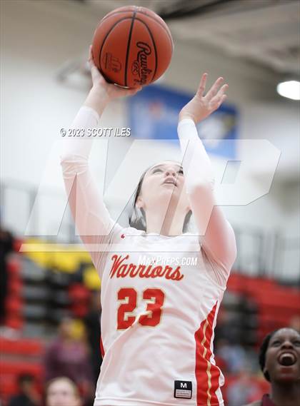 Thumbnail 2 in Harvest Prep vs. Worthington Christian (OHSAA D3 District Final) photogallery.