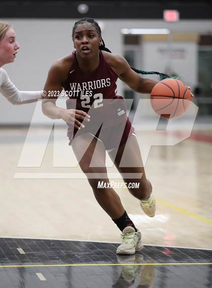 Thumbnail 3 in Harvest Prep vs. Worthington Christian (OHSAA D3 District Final) photogallery.
