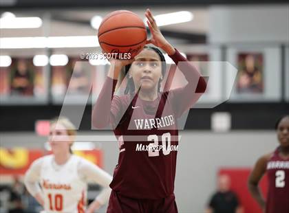 Thumbnail 3 in Harvest Prep vs. Worthington Christian (OHSAA D3 District Final) photogallery.