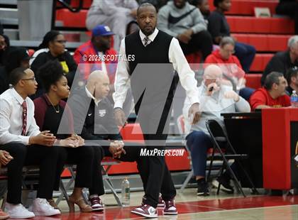 Thumbnail 3 in Harvest Prep vs. Worthington Christian (OHSAA D3 District Final) photogallery.