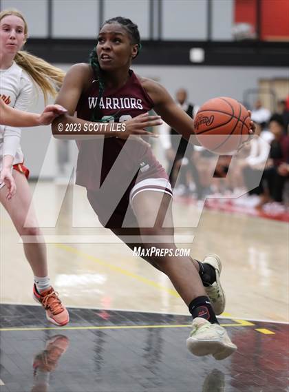 Thumbnail 1 in Harvest Prep vs. Worthington Christian (OHSAA D3 District Final) photogallery.