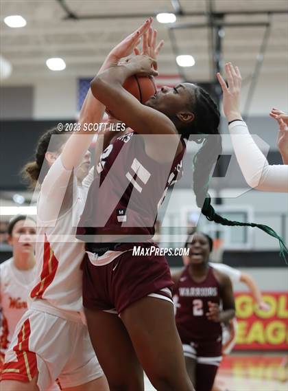 Thumbnail 2 in Harvest Prep vs. Worthington Christian (OHSAA D3 District Final) photogallery.