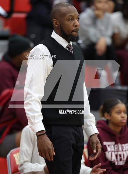 Thumbnail 2 in Harvest Prep vs. Worthington Christian (OHSAA D3 District Final) photogallery.