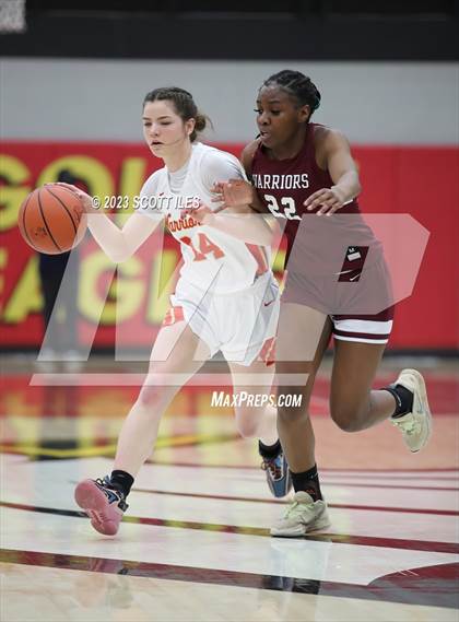 Thumbnail 1 in Harvest Prep vs. Worthington Christian (OHSAA D3 District Final) photogallery.