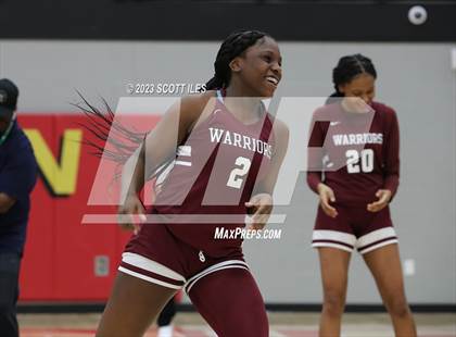 Thumbnail 1 in Harvest Prep vs. Worthington Christian (OHSAA D3 District Final) photogallery.