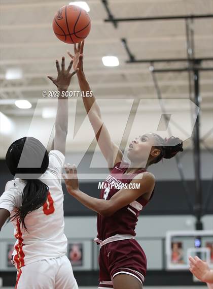 Thumbnail 3 in Harvest Prep vs. Worthington Christian (OHSAA D3 District Final) photogallery.