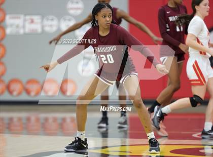 Thumbnail 3 in Harvest Prep vs. Worthington Christian (OHSAA D3 District Final) photogallery.