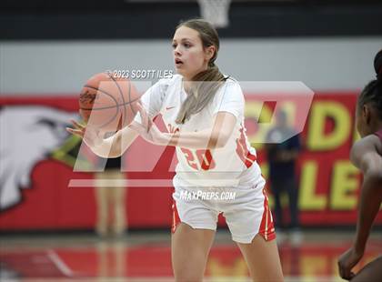 Thumbnail 1 in Harvest Prep vs. Worthington Christian (OHSAA D3 District Final) photogallery.