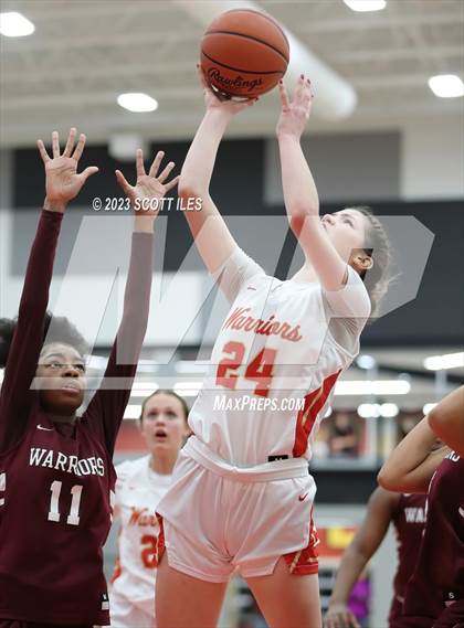 Thumbnail 1 in Harvest Prep vs. Worthington Christian (OHSAA D3 District Final) photogallery.