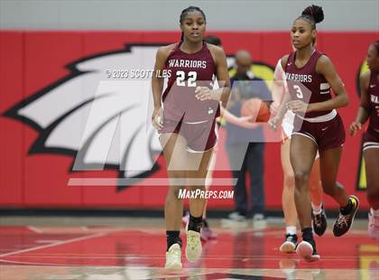 Thumbnail 3 in Harvest Prep vs. Worthington Christian (OHSAA D3 District Final) photogallery.