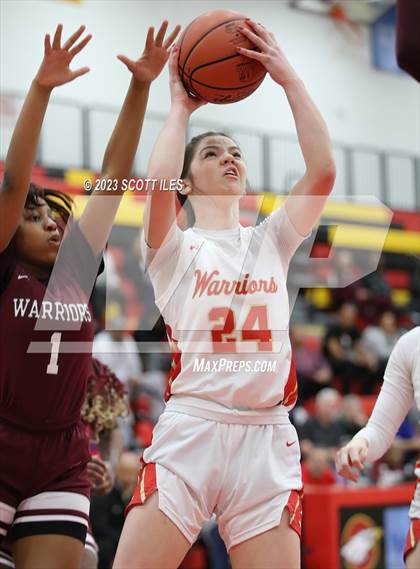 Thumbnail 1 in Harvest Prep vs. Worthington Christian (OHSAA D3 District Final) photogallery.