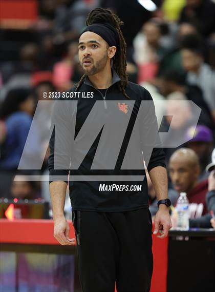 Thumbnail 1 in Harvest Prep vs. Worthington Christian (OHSAA D3 District Final) photogallery.