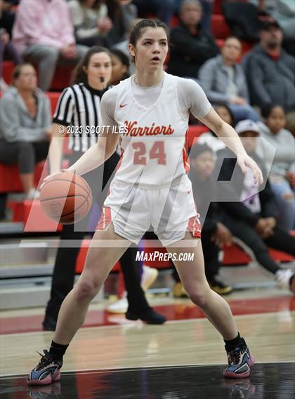 Thumbnail 3 in Harvest Prep vs. Worthington Christian (OHSAA D3 District Final) photogallery.