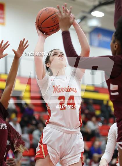 Thumbnail 2 in Harvest Prep vs. Worthington Christian (OHSAA D3 District Final) photogallery.