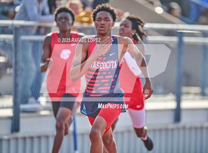 Thumbnail 2 in Panther Relays (400M) photogallery.