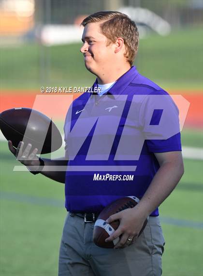 Thumbnail 2 in Alvarado @ Ranchview photogallery.