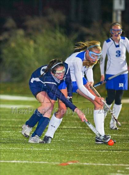 Thumbnail 1 in Darien vs Wilton  (FCIAC Final) photogallery.