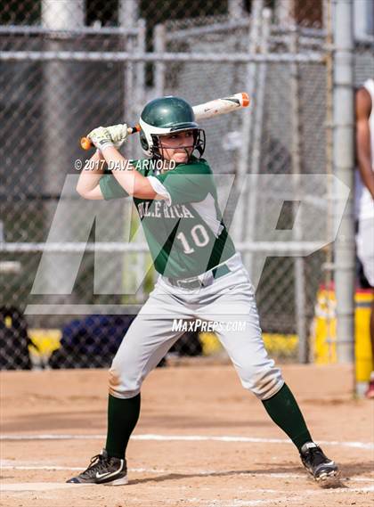 Thumbnail 2 in Billerica Memorial vs. Medford (MIAA Division 1 North Semifinal) photogallery.