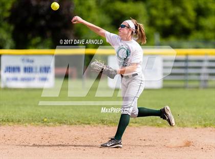 Thumbnail 2 in Billerica Memorial vs. Medford (MIAA Division 1 North Semifinal) photogallery.