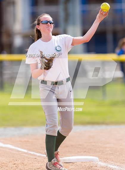 Thumbnail 3 in Billerica Memorial vs. Medford (MIAA Division 1 North Semifinal) photogallery.