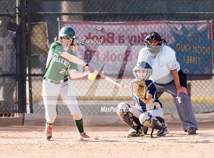 Thumbnail 3 in Billerica Memorial vs. Medford (MIAA Division 1 North Semifinal) photogallery.