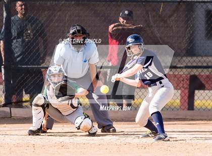 Thumbnail 2 in Billerica Memorial vs. Medford (MIAA Division 1 North Semifinal) photogallery.