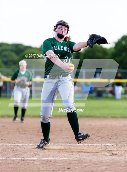Thumbnail 1 in Billerica Memorial vs. Medford (MIAA Division 1 North Semifinal) photogallery.