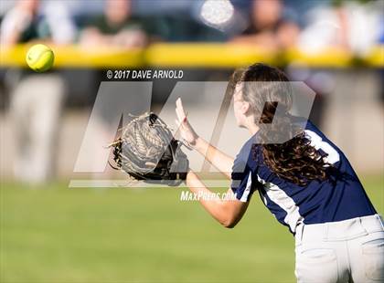 Thumbnail 3 in Billerica Memorial vs. Medford (MIAA Division 1 North Semifinal) photogallery.