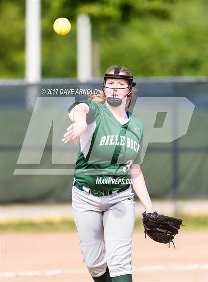 Thumbnail 2 in Billerica Memorial vs. Medford (MIAA Division 1 North Semifinal) photogallery.