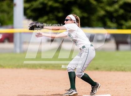 Thumbnail 1 in Billerica Memorial vs. Medford (MIAA Division 1 North Semifinal) photogallery.