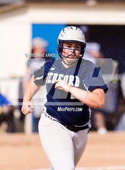 Thumbnail 2 in Billerica Memorial vs. Medford (MIAA Division 1 North Semifinal) photogallery.