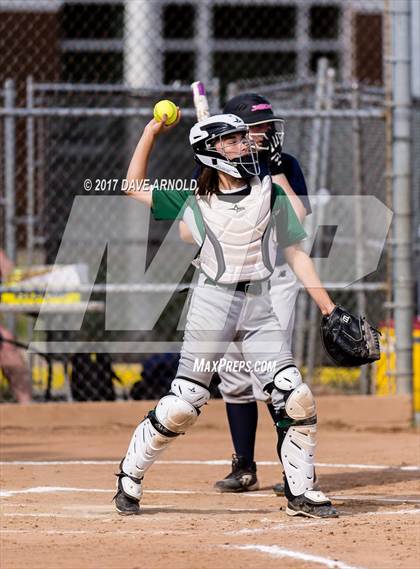 Thumbnail 2 in Billerica Memorial vs. Medford (MIAA Division 1 North Semifinal) photogallery.