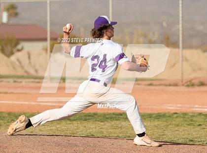 Thumbnail 2 in Winslow @ Wickenburg photogallery.