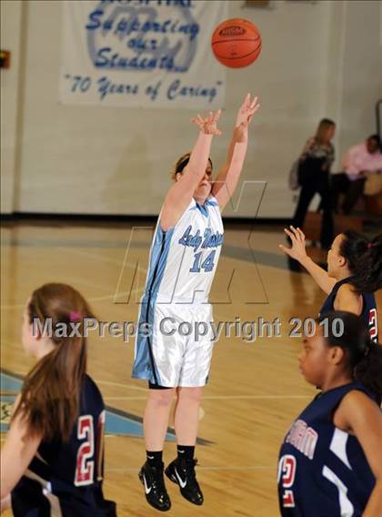 Thumbnail 1 in Hopkins County Central @ Muhlenberg County photogallery.