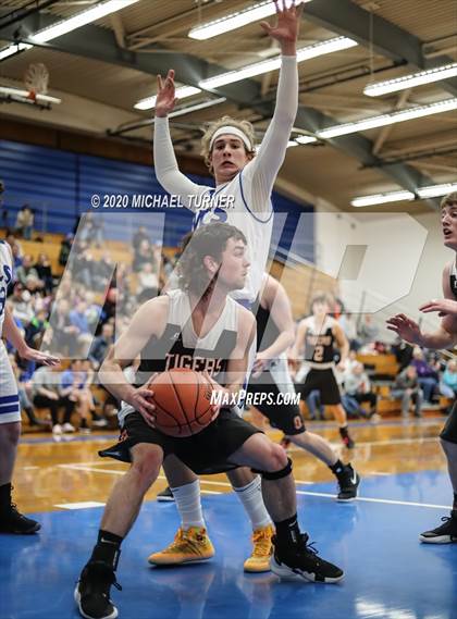 Thumbnail 3 in Odessa @ Valley Christian photogallery.