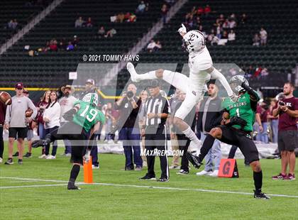 Thumbnail 3 in Midland Legacy vs. Southlake Carroll (UIL 6A Area Playoff) photogallery.