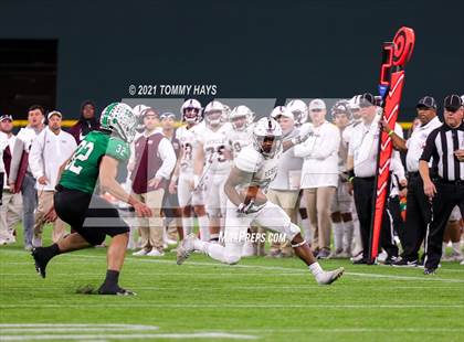 Thumbnail 3 in Midland Legacy vs. Southlake Carroll (UIL 6A Area Playoff) photogallery.